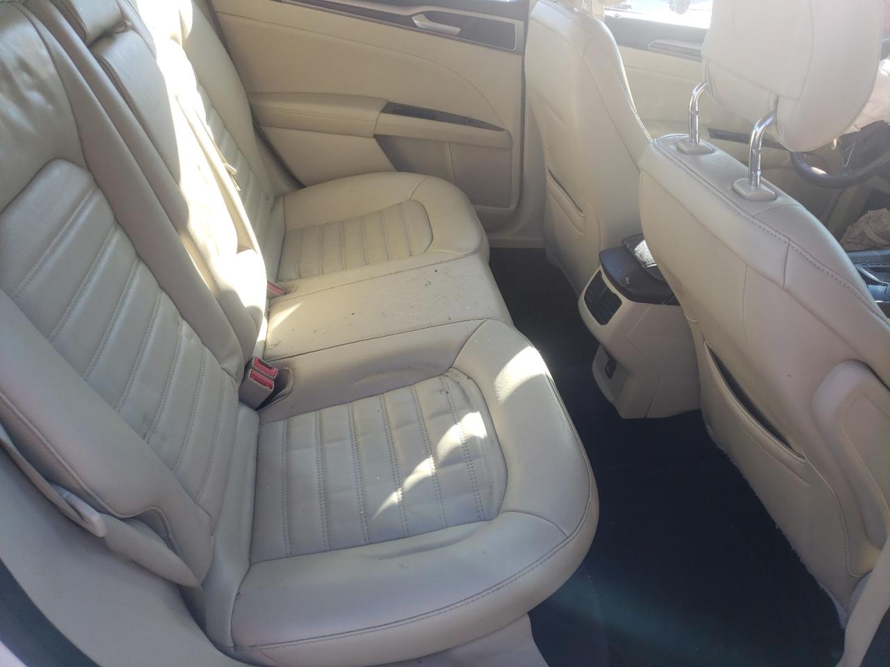 Photo 6 from auction – 2013 FORD FUSION SE with VIN 3FA6P0H95DR258583