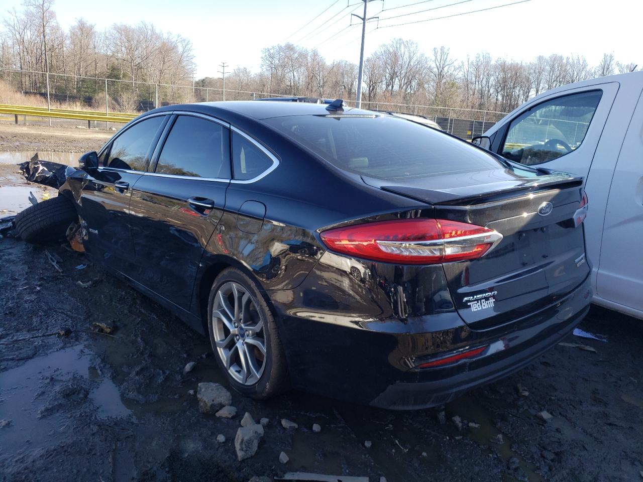 Photo 3 from auction – 2019 FORD FUSION TIT with VIN 3FA6P0RU0KR128534