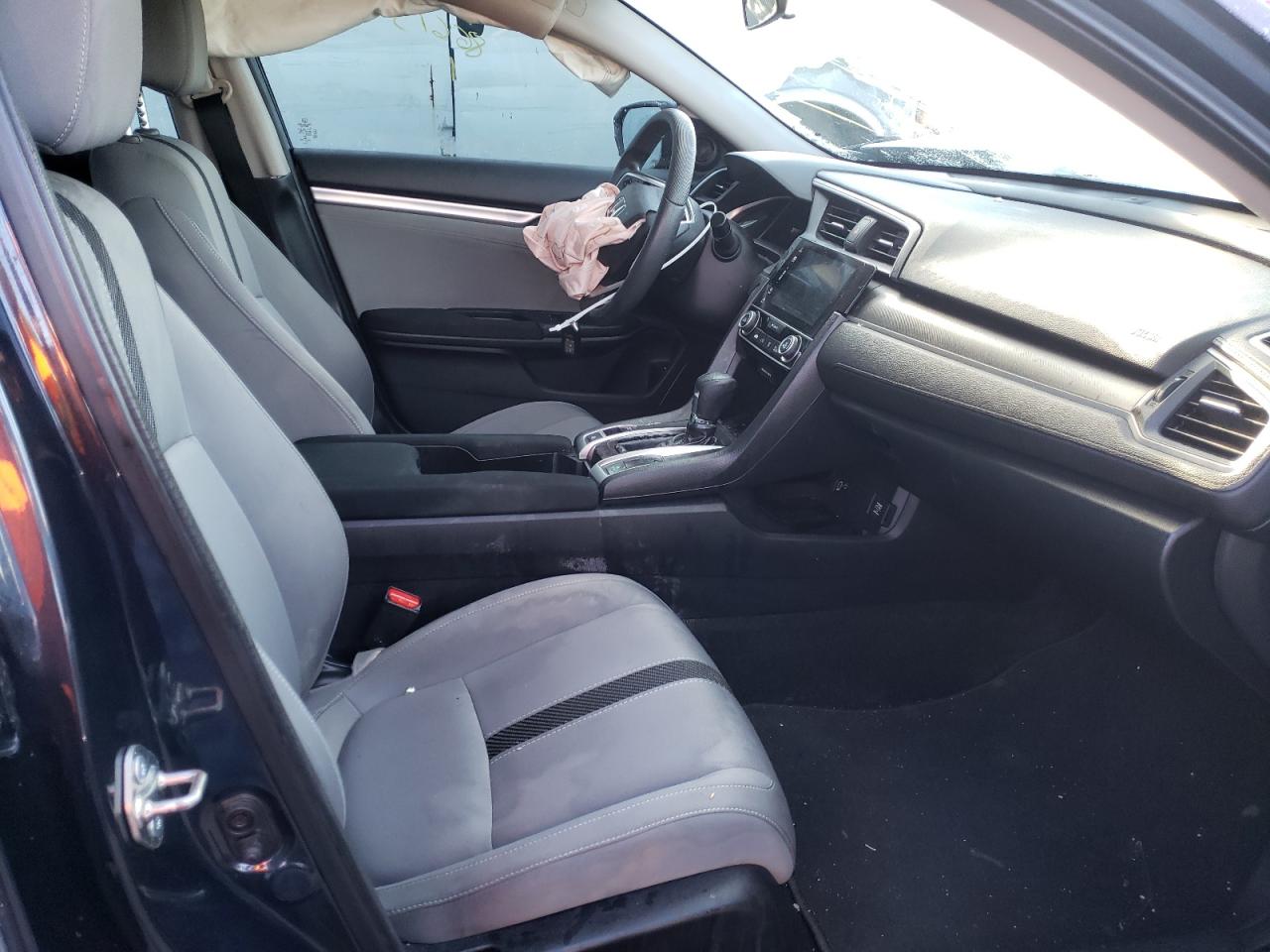Photo 5 from auction – 2016 HONDA CIVIC EX with VIN 19XFC2F7XGE042047