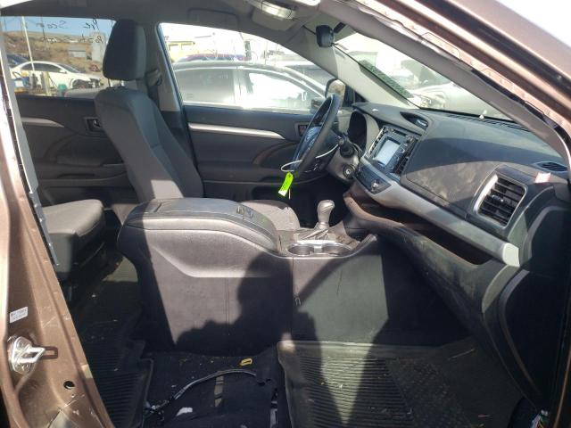 Photo 5 from auction – 2019 TOYOTA HIGHLANDER with VIN 5TDBZRFH9KS734121