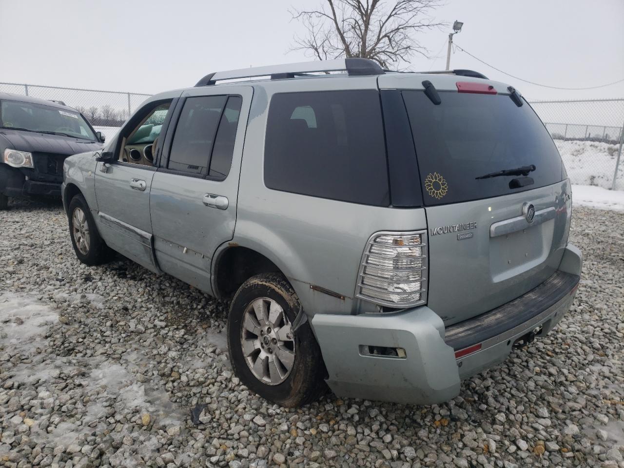 Photo 3 from auction – 2006 MERCURY MOUNTAINEE with VIN 4M2EU48846UJ14932