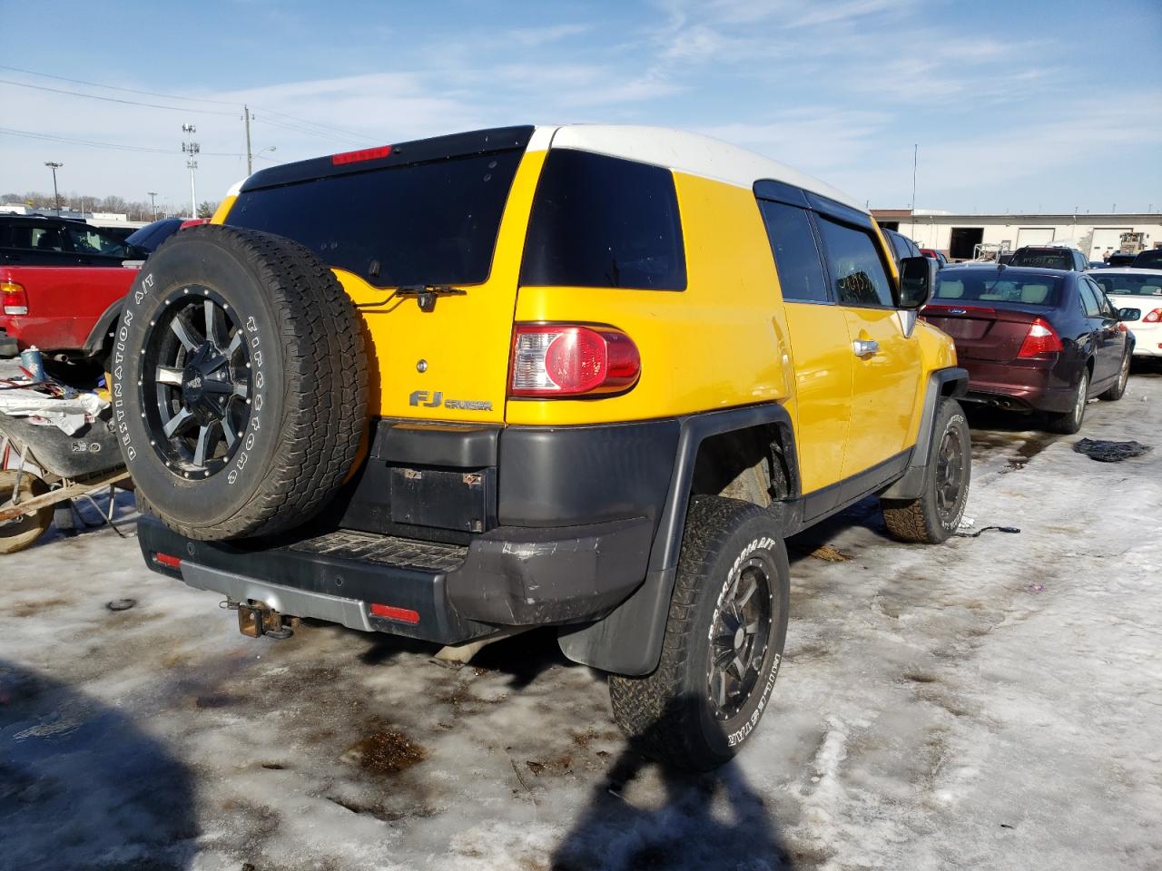 Photo 4 from auction – 2007 TOYOTA FJ CRUISER with VIN JTEBU11F770093594