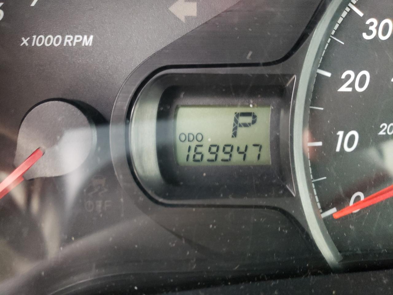 Photo 8 from auction – 2012 TOYOTA SIENNA LE with VIN 5TDKK3DC0CS262871