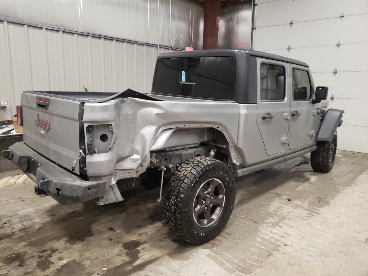 Photo 4 from auction – 2020 JEEP GLADIATOR with VIN 1C6JJTBG5LL143033