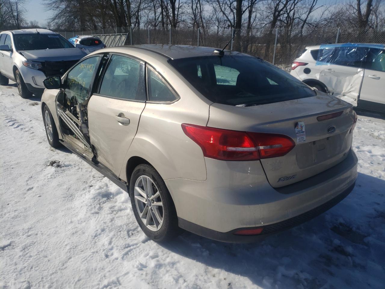 Photo 3 from auction – 2017 FORD FOCUS SE with VIN 1FADP3F24HL328304