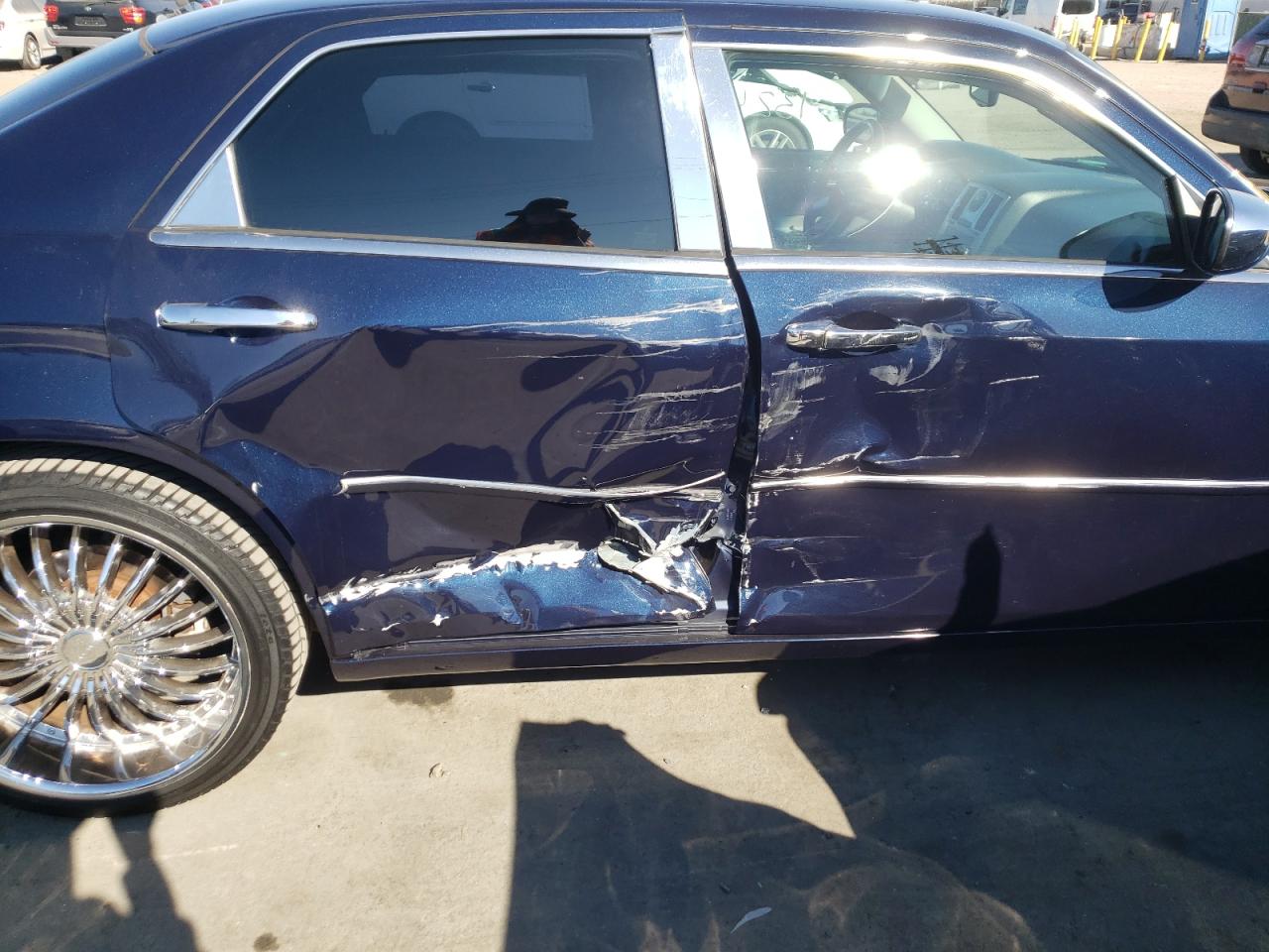 Photo 9 from auction – 2006 CHRYSLER 300C with VIN 2C3KA63H86H265252