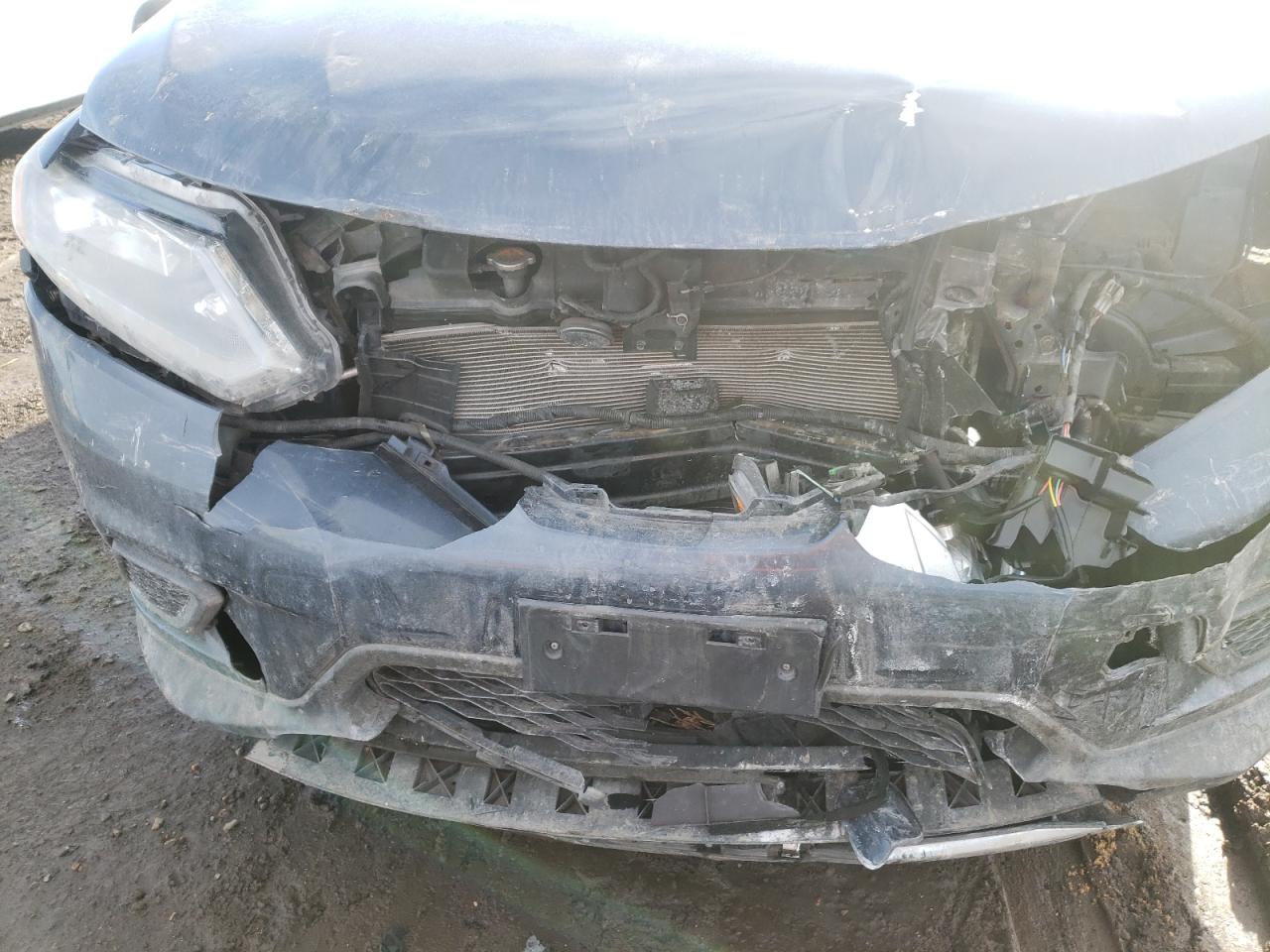Photo 9 from auction – 2015 NISSAN ROGUE S with VIN KNMAT2MVXFP581245