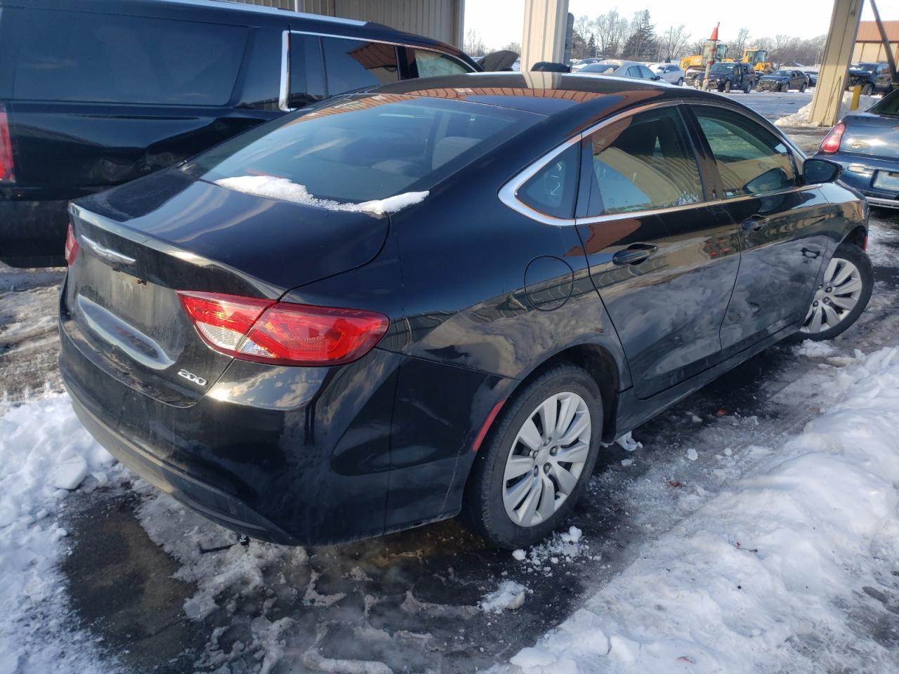 Photo 4 from auction – 2015 CHRYSLER 200 LX with VIN 1C3CCCFB6FN561026