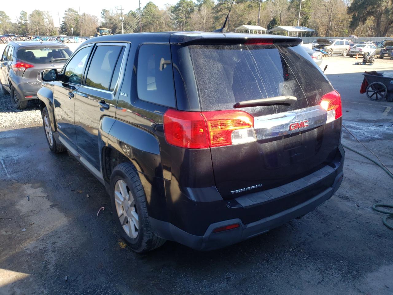 Photo 3 from auction – 2011 GMC TERRAIN SL with VIN 2CTALMEC9B6354331