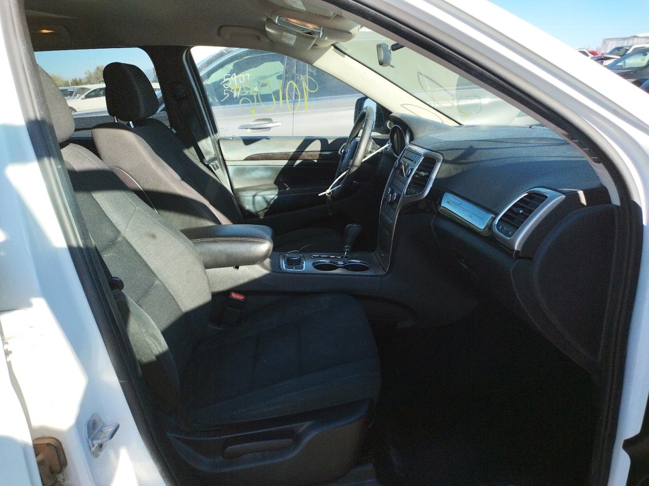 Photo 5 from auction – 2013 JEEP GRAND CHER with VIN 1C4RJFAG8DC549579