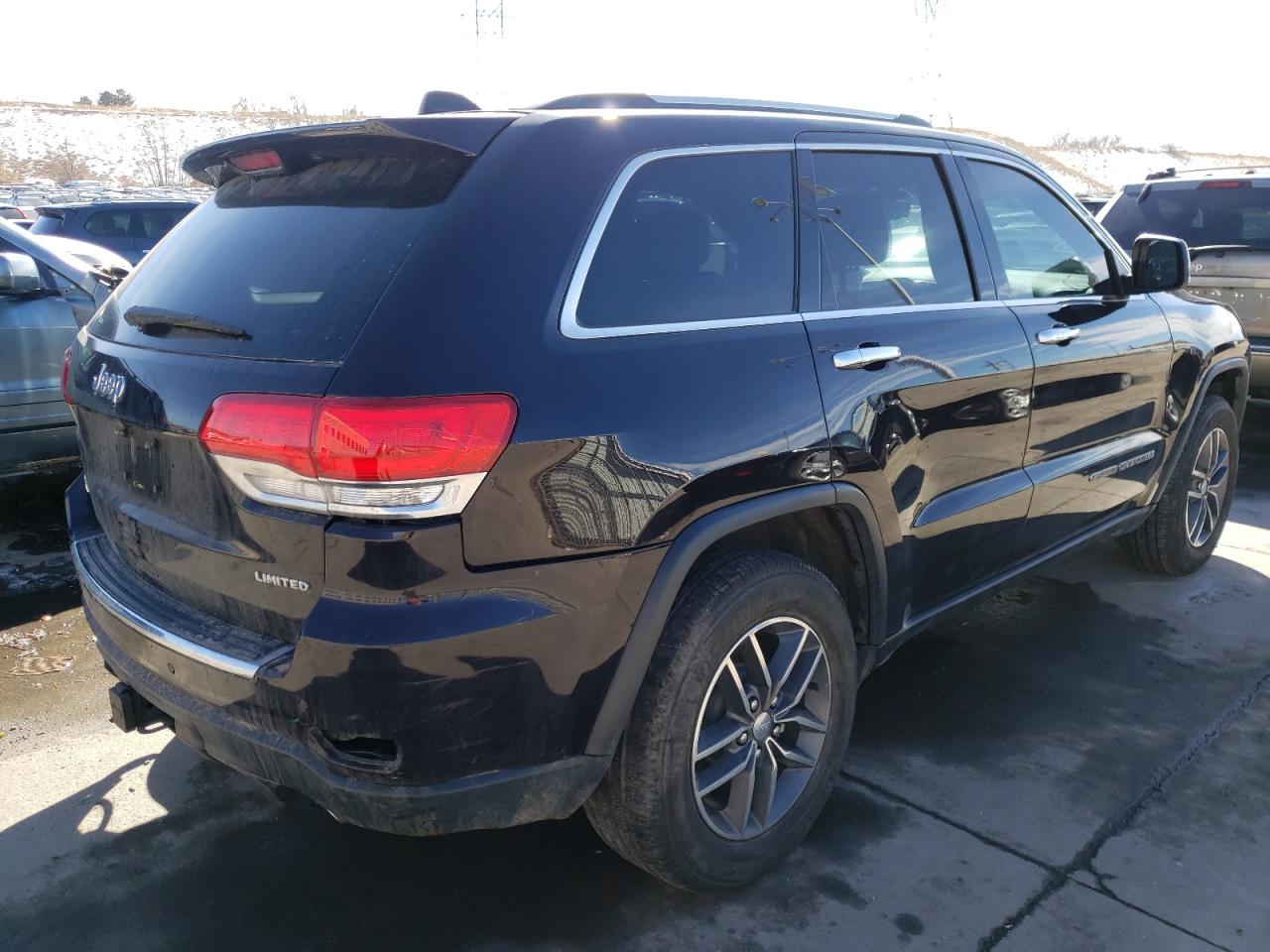 Photo 4 from auction – 2018 JEEP GRAND CHER with VIN 1C4RJFBG9JC268384