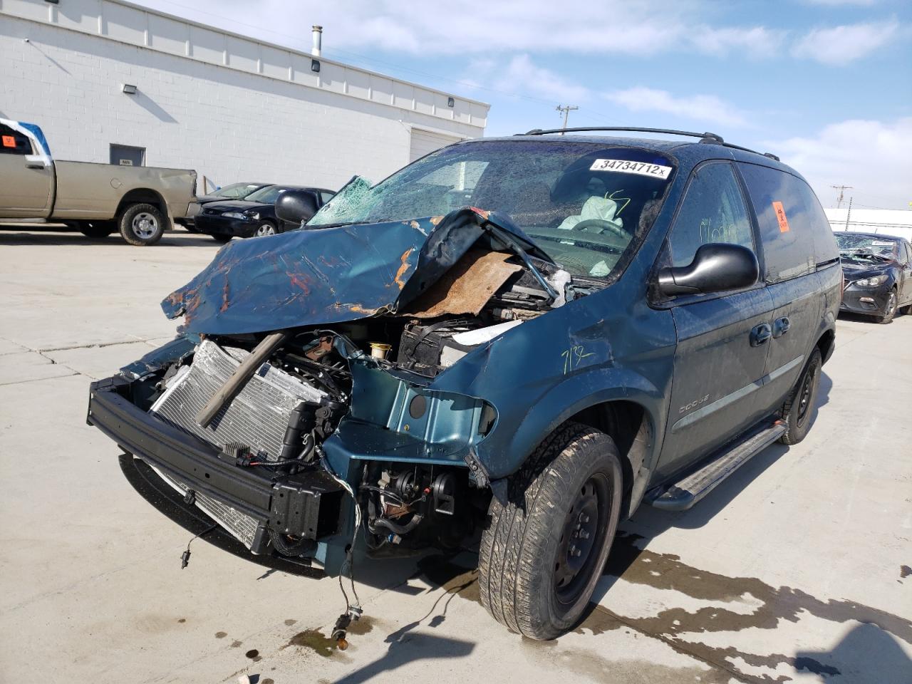 Photo 2 from auction – 2001 DODGE CARAVAN SP with VIN 1B4GP45321B252789