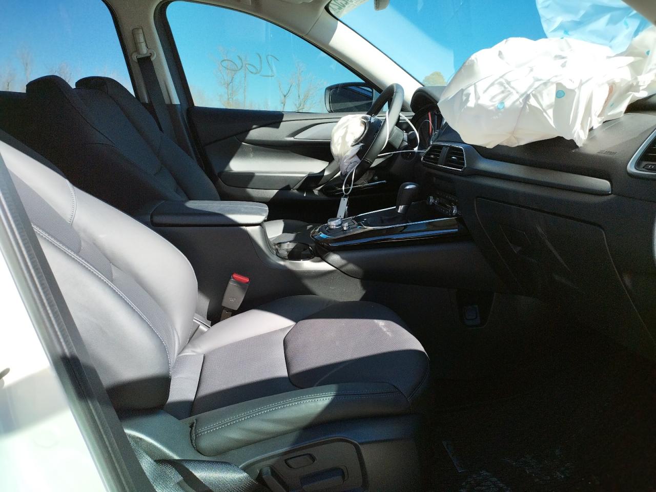 Photo 5 from auction – 2022 MAZDA CX-9 TOURI with VIN JM3TCBCY9N0605702