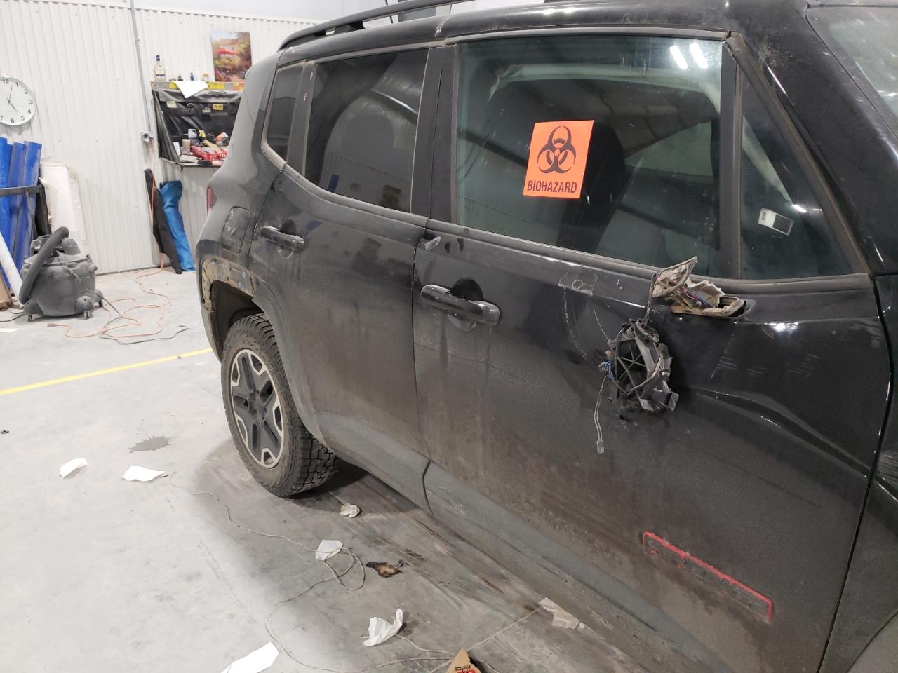 Photo 9 from auction – 2015 JEEP RENEGADE T with VIN ZACCJBCT0FPB63712