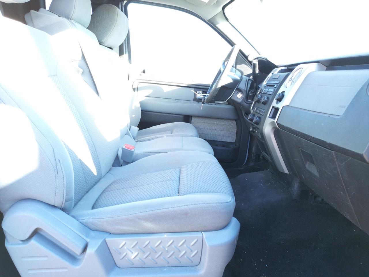 Photo 5 from auction – 2012 FORD F150 SUPER with VIN 1FTVX1CF3CKD31266