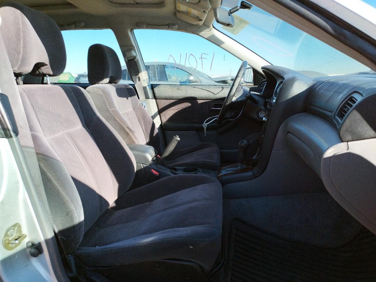 Photo 5 from auction – 2003 SUBARU LEGACY L with VIN 4S3BH635237302882