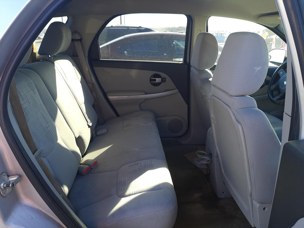 Photo 6 from auction – 2005 CHEVROLET EQUINOX LS with VIN 2CNDL23F056002295