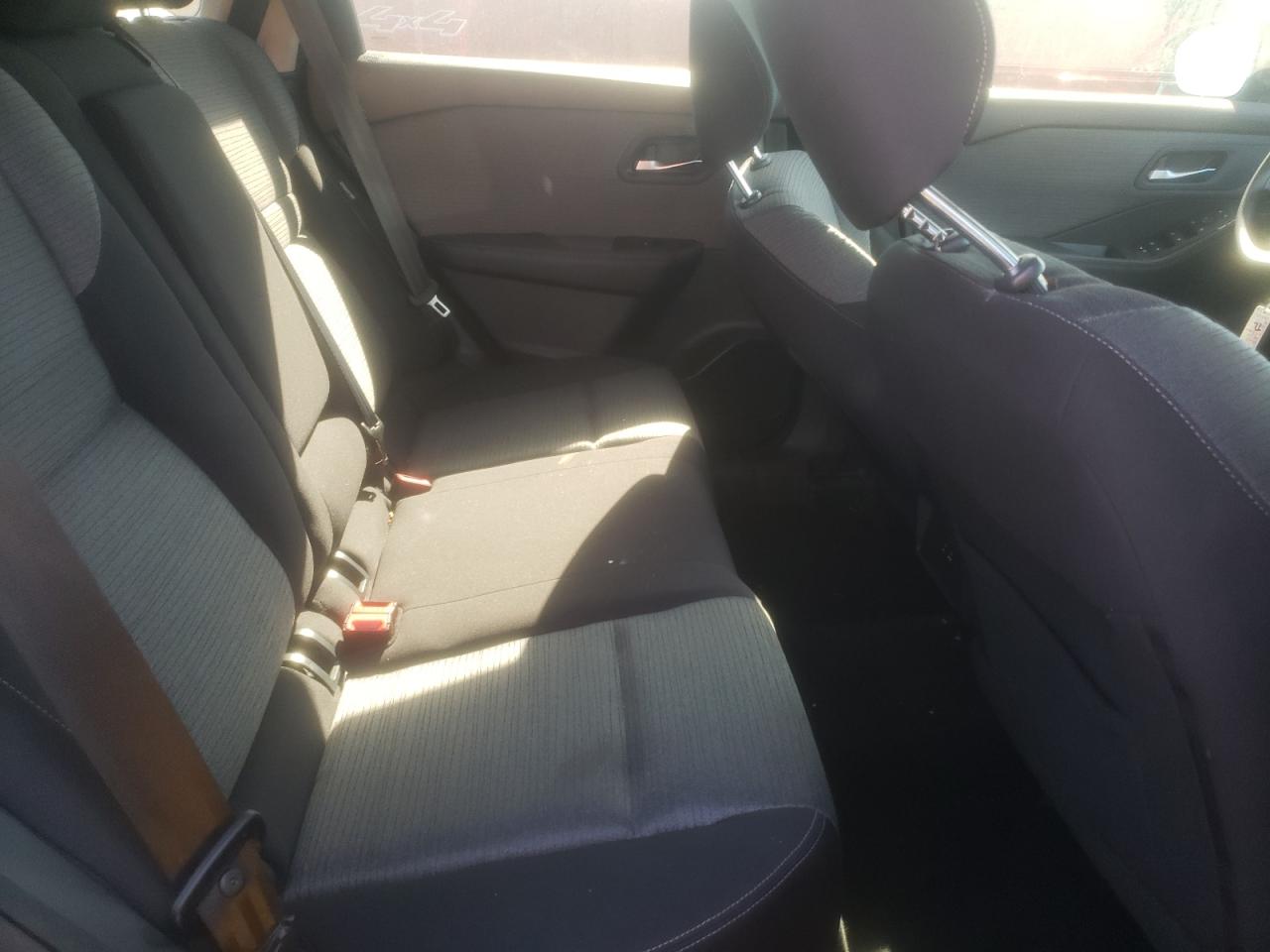 Photo 6 from auction – 2021 NISSAN ROGUE SV with VIN 5N1AT3BA5MC684370