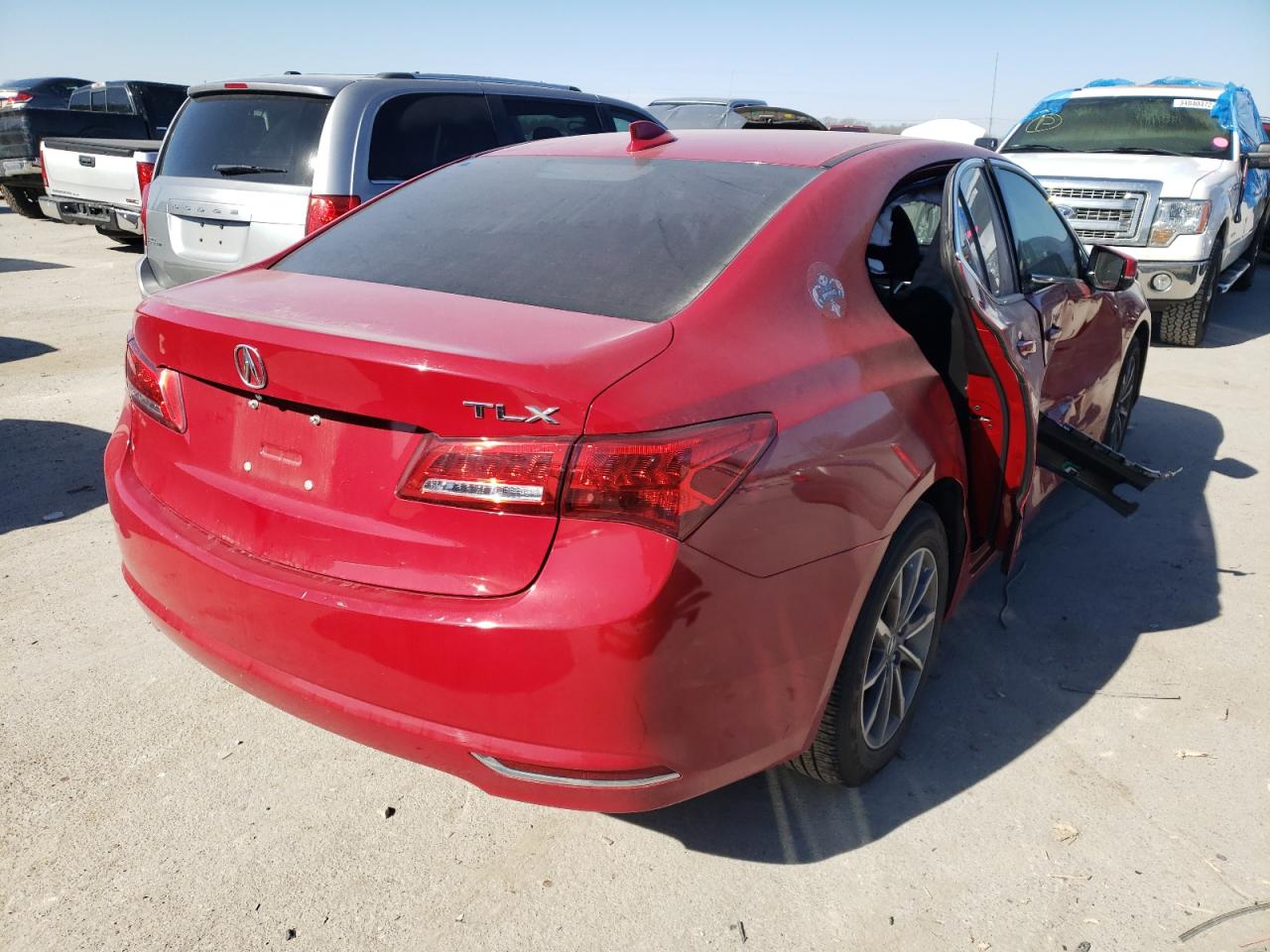 Photo 4 from auction – 2018 ACURA TLX TECH with VIN 19UUB1F51JA006228