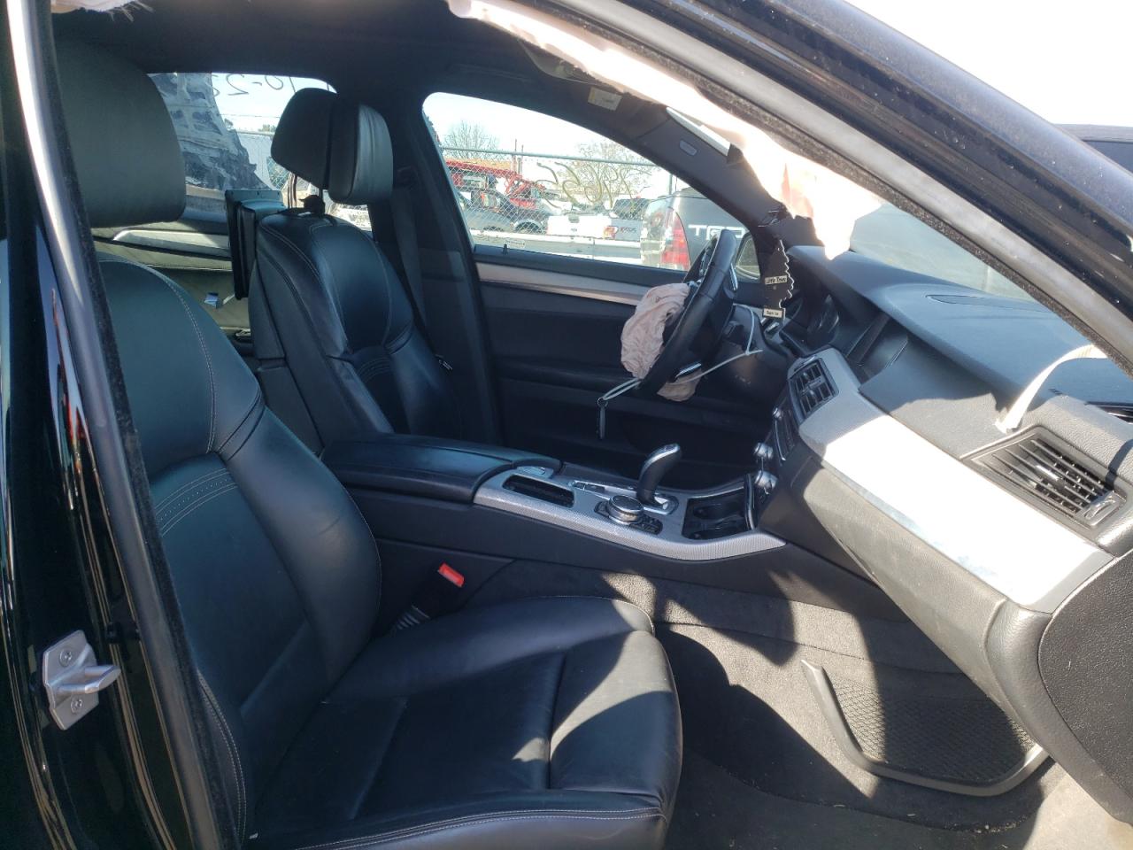 صورة رقم 5 من المزاد - 2016 BMW 535 XI مع VIN WBA5B3C54GG253667