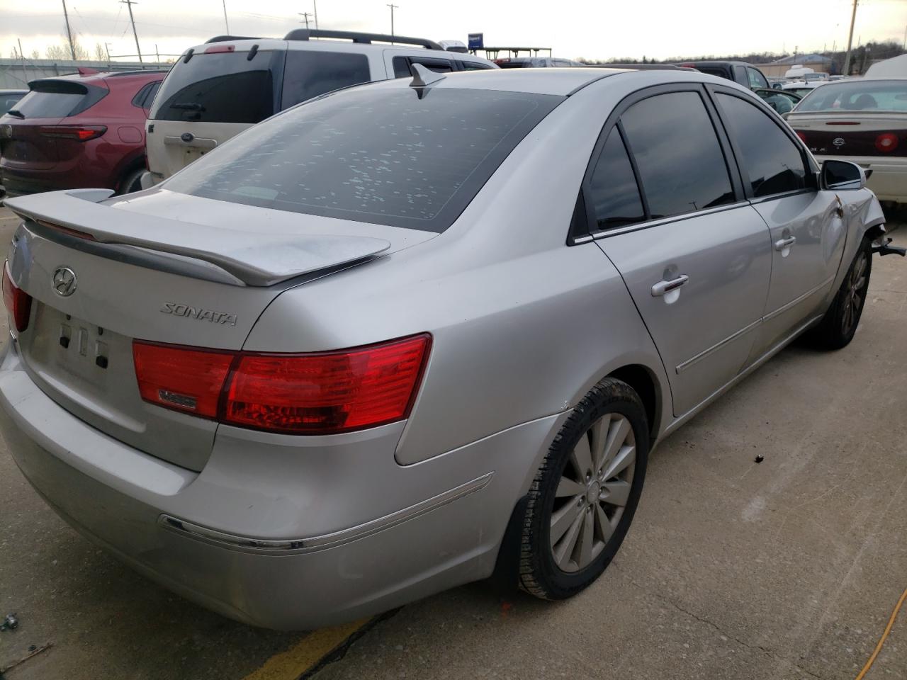 Photo 4 from auction – 2009 HYUNDAI SONATA SE with VIN 5NPEU46C29H519490