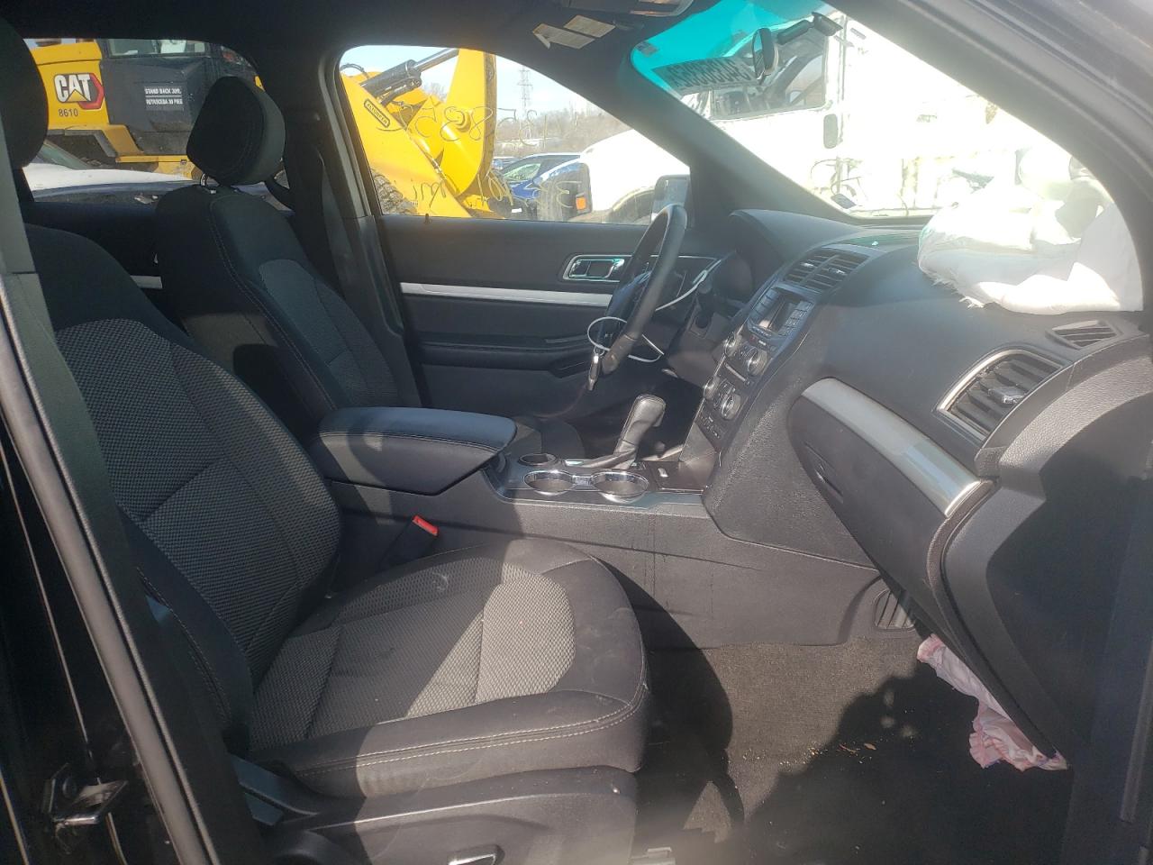 Photo 5 from auction – 2017 FORD EXPLORER X with VIN 1FM5K7D83HGA85276