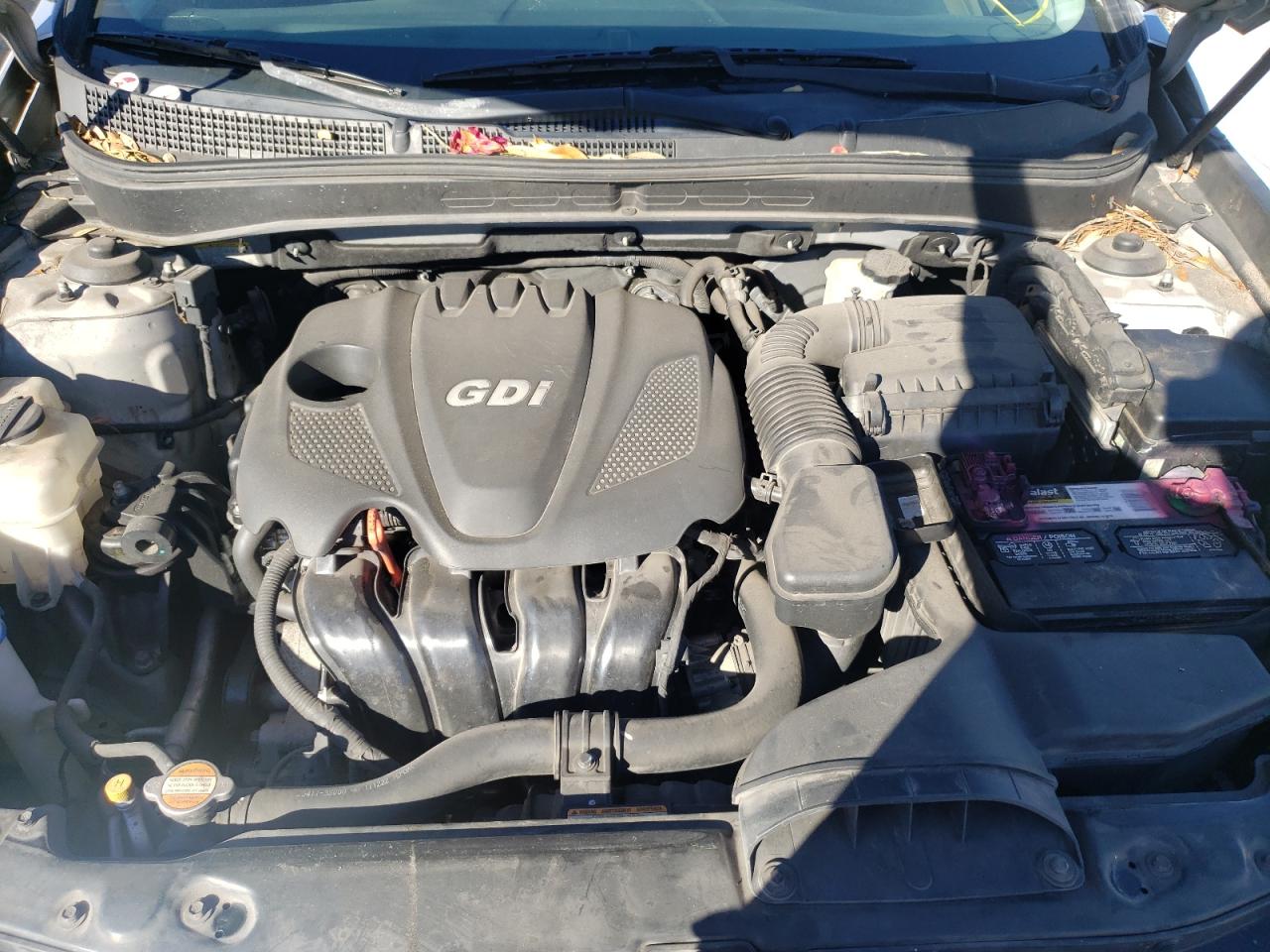 Photo 7 from auction – 2012 HYUNDAI SONATA SE with VIN 5NPEC4AC1CH481218