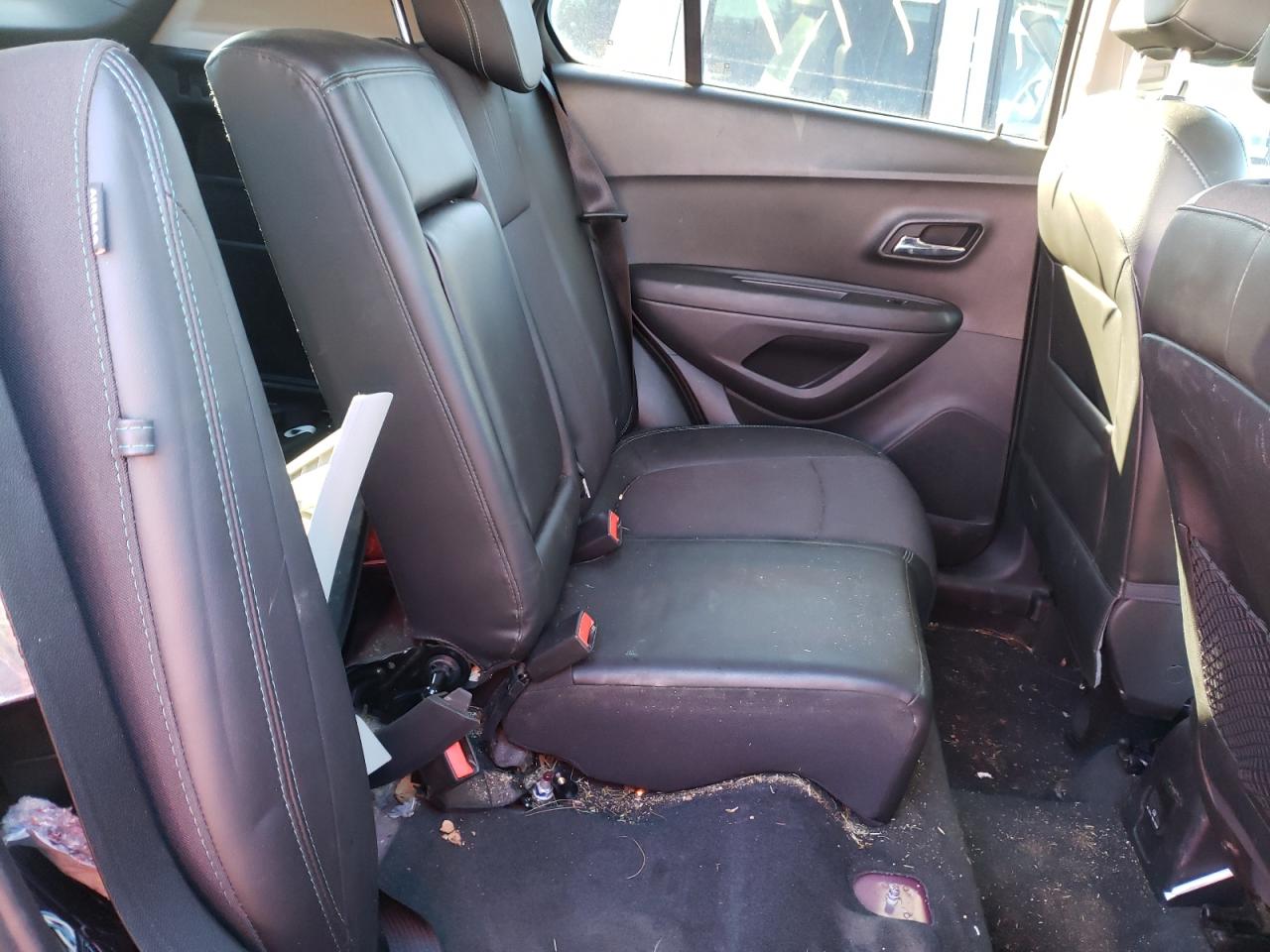 Photo 6 from auction – 2016 CHEVROLET TRAX 1LT with VIN 3GNCJPSB3GL262116
