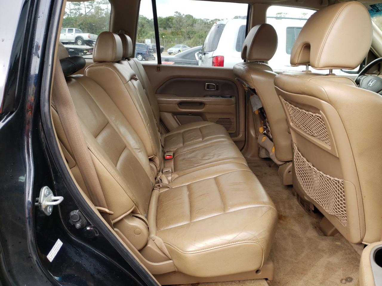 Photo 6 from auction – 2006 HONDA PILOT EX with VIN 2HKYF18596H526050