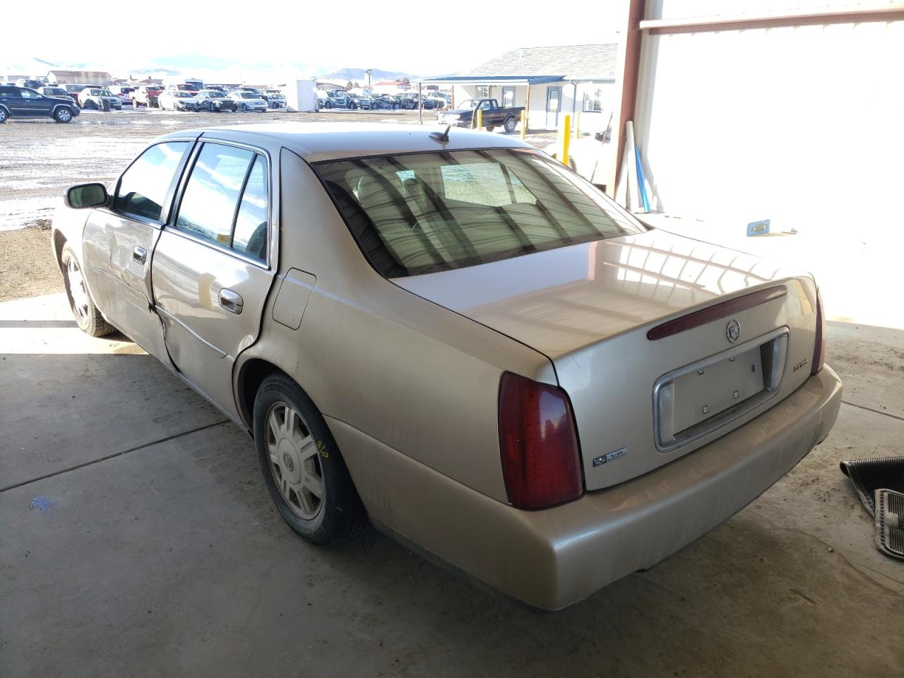 Photo 3 from auction – 2005 CADILLAC DEVILLE with VIN 1G6KD54Y75U246072