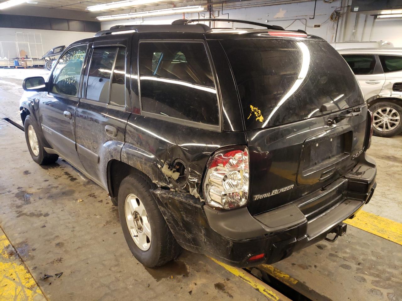 Photo 3 from auction – 2003 CHEVROLET TRAILBLAZE with VIN 1GNDT13S032348621