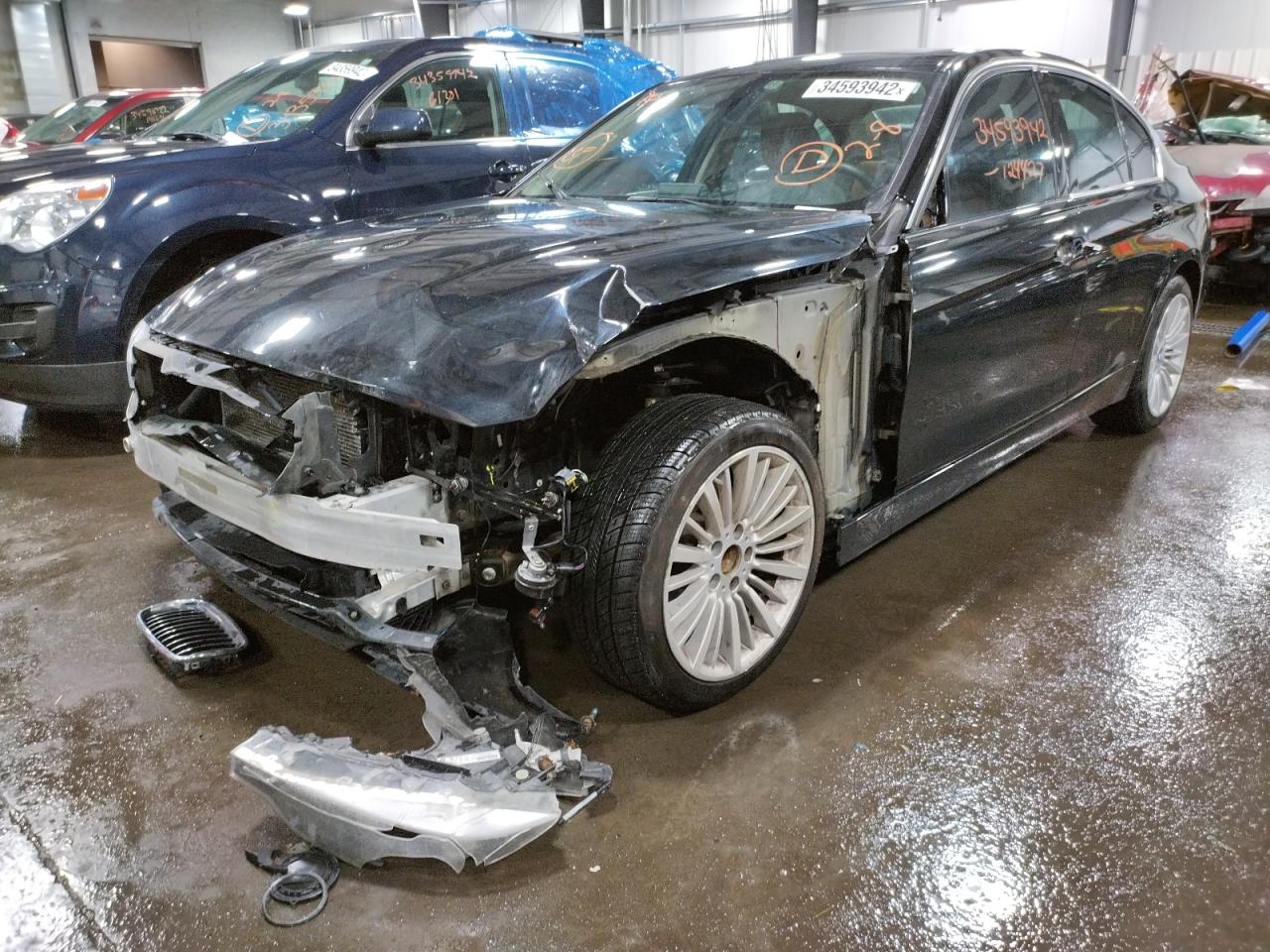 Photo 2 from auction – 2013 BMW 328 XI with VIN WBA3B3C59DF532363