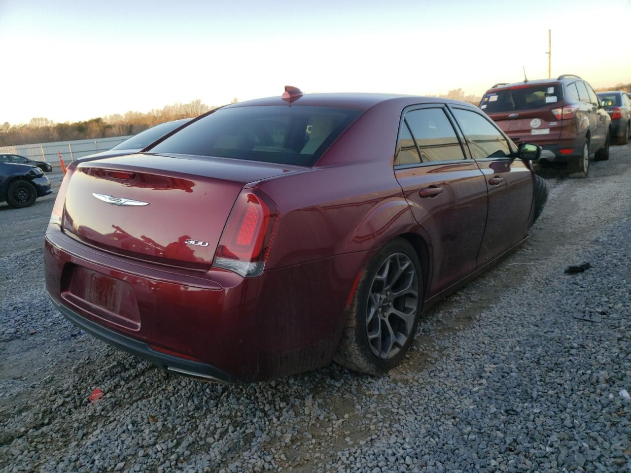 Photo 4 from auction – 2017 CHRYSLER 300 LIMITE with VIN 2C3CCAAG7HH647450
