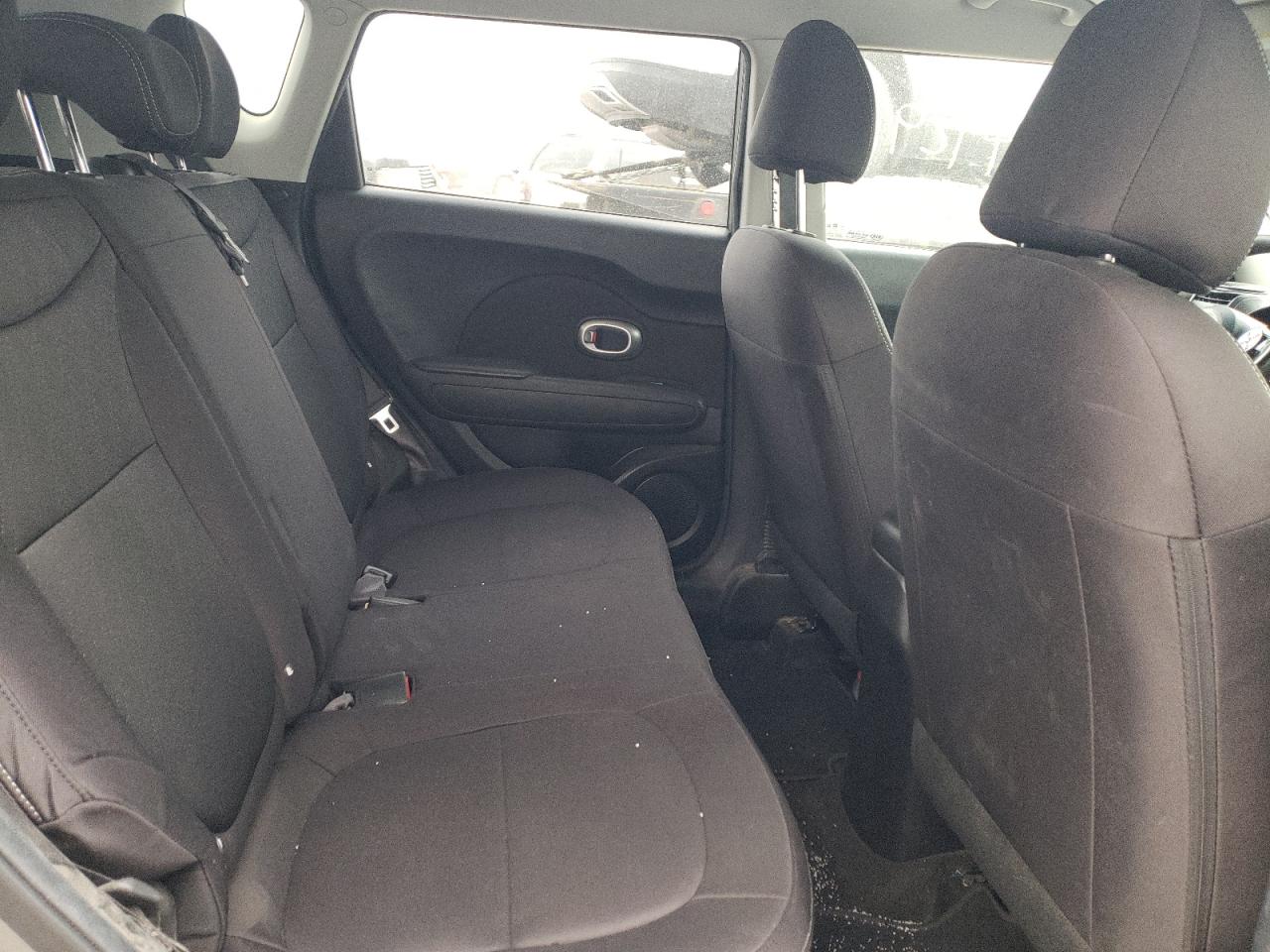 Photo 6 from auction – 2017 KIA SOUL with VIN KNDJN2A26H7469517