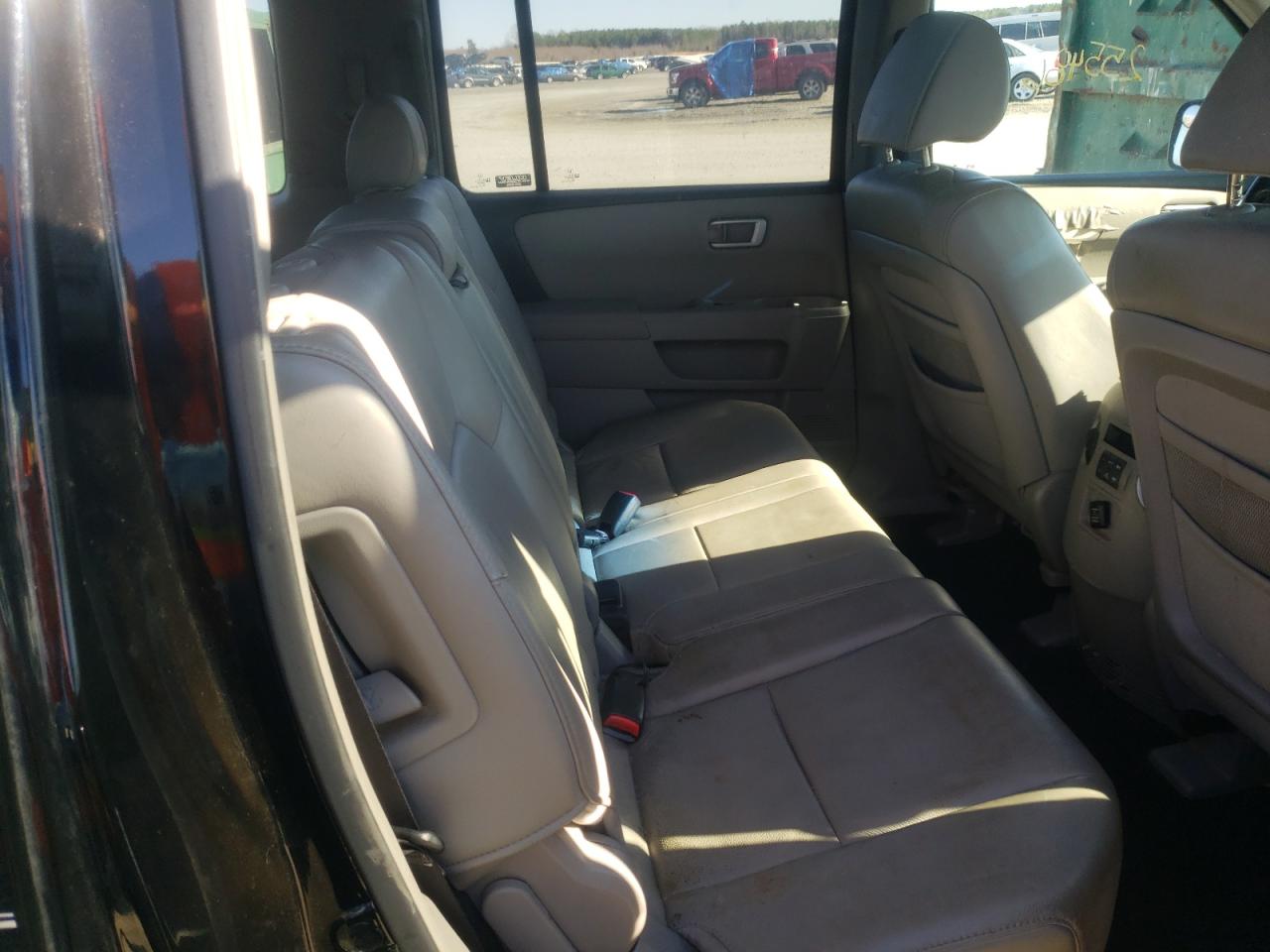Photo 6 from auction – 2009 HONDA PILOT EXL with VIN 5FNYF38589B024595