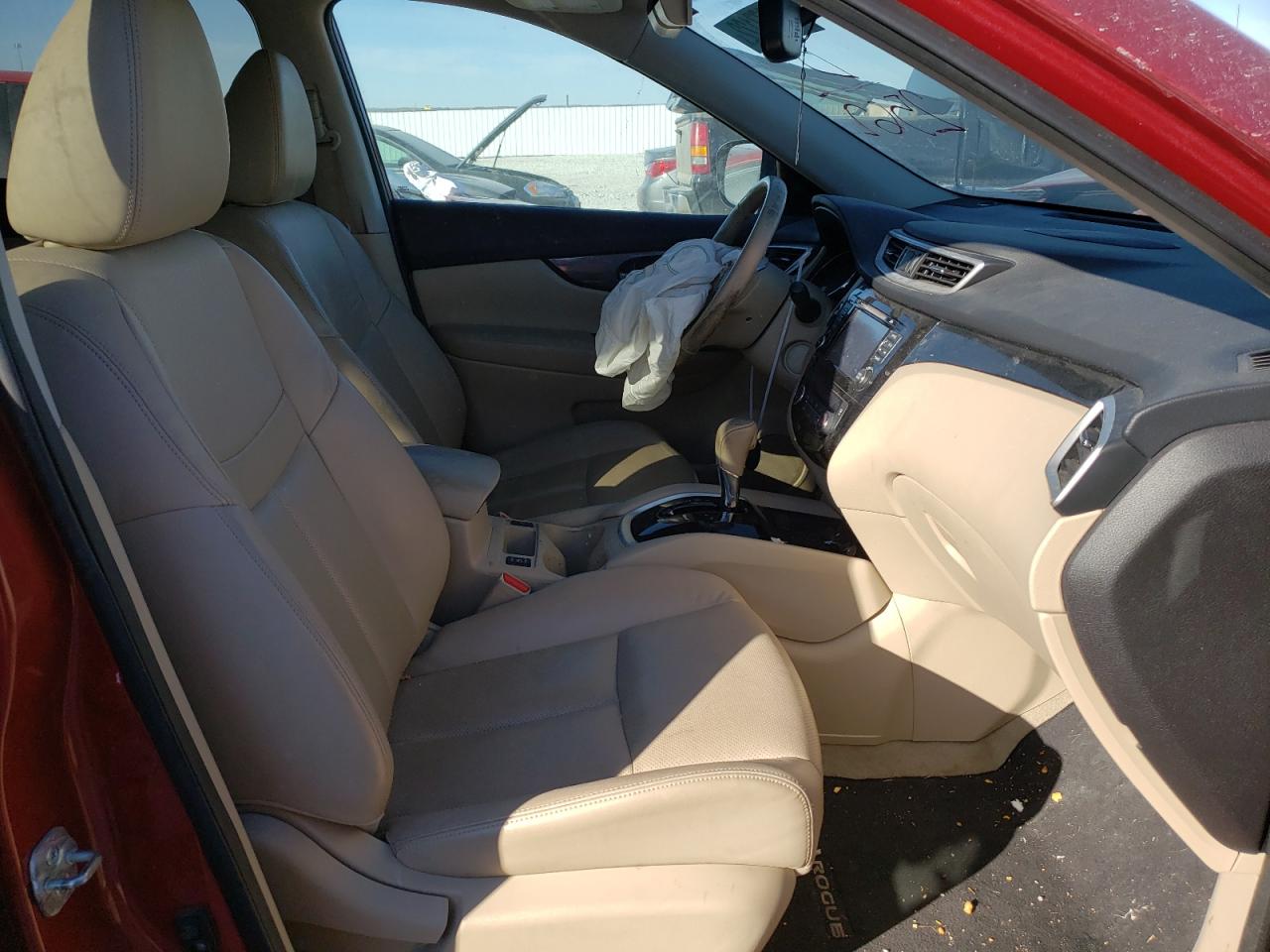 Photo 5 from auction – 2015 NISSAN ROGUE S with VIN 5N1AT2MT5FC832562