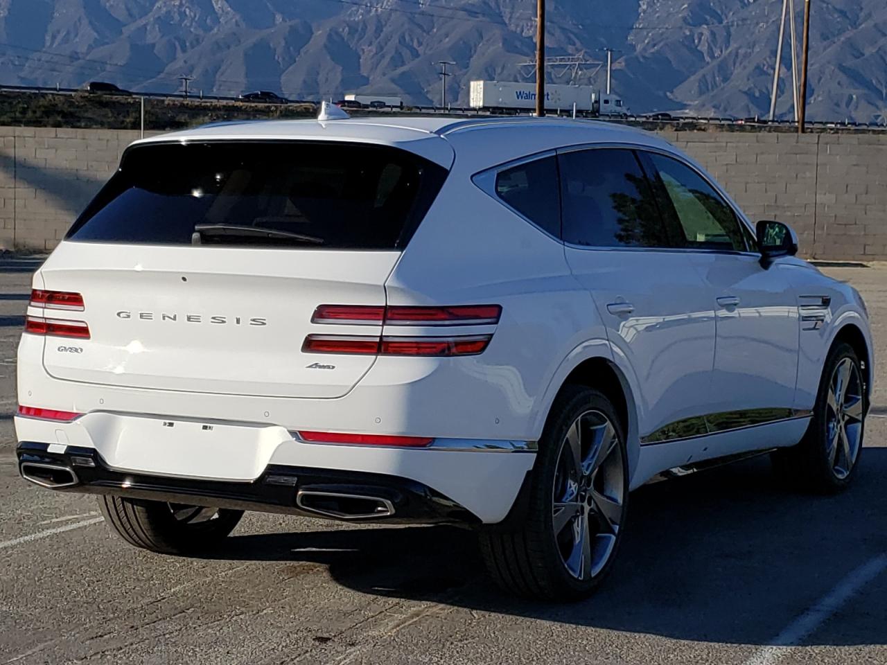 Photo 4 from auction – 2022 GENESIS GV80 BASE with VIN KMUHBDSB9NU077157