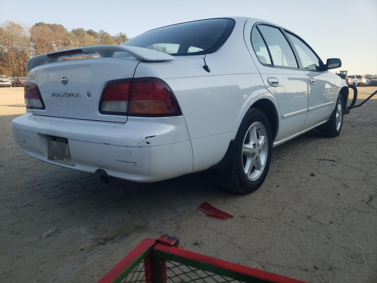 Photo 4 from auction – 1998 NISSAN MAXIMA GLE with VIN JN1CA21D8WT522702