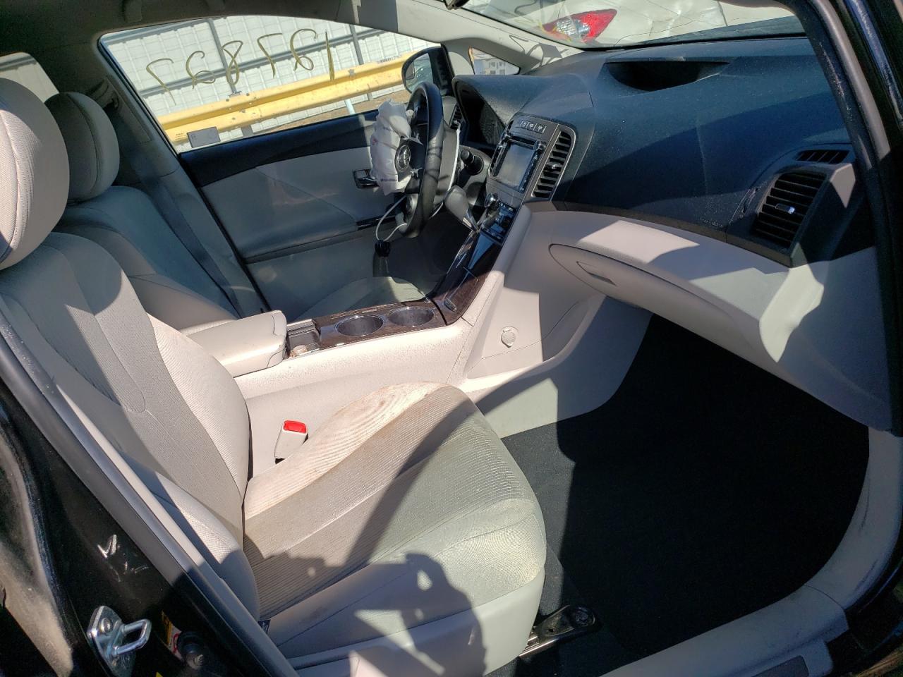 Photo 5 from auction – 2014 TOYOTA VENZA LE with VIN 4T3BA3BB6EU060731