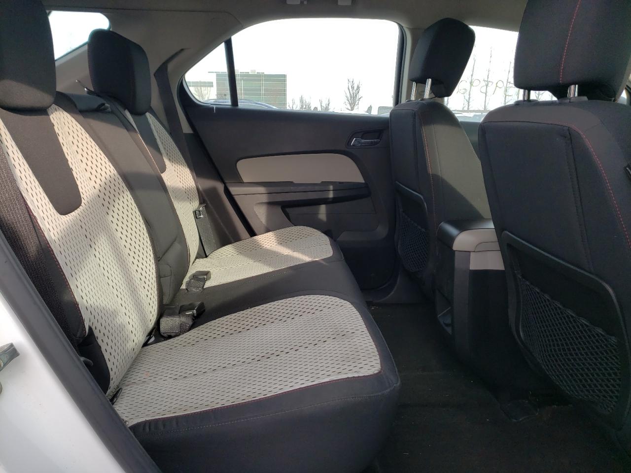 Photo 6 from auction – 2010 CHEVROLET EQUINOX LS with VIN 2CNFLCEW8A6370830