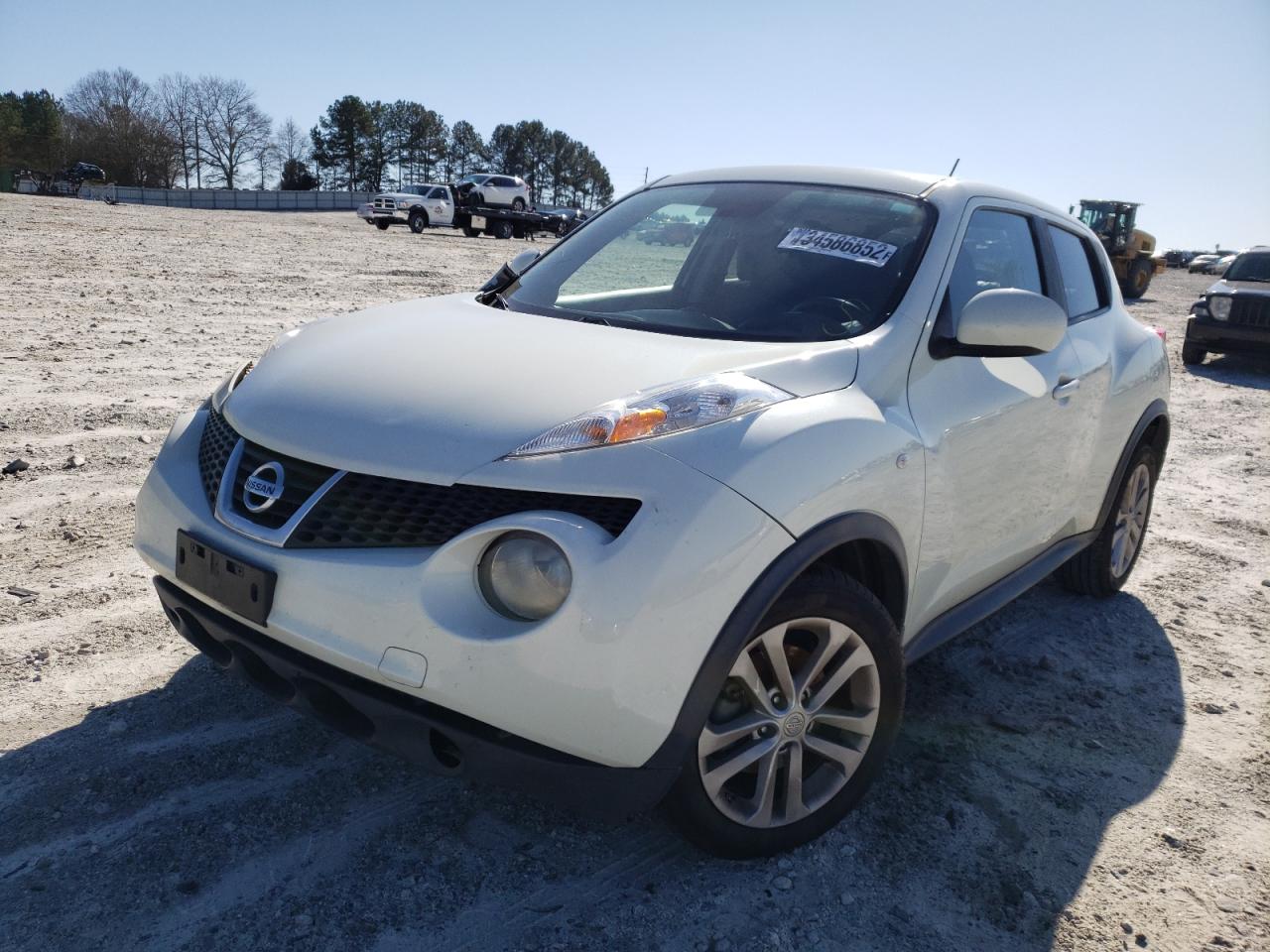 Photo 2 from auction – 2011 NISSAN JUKE with VIN JN8AF5MR7BT010961