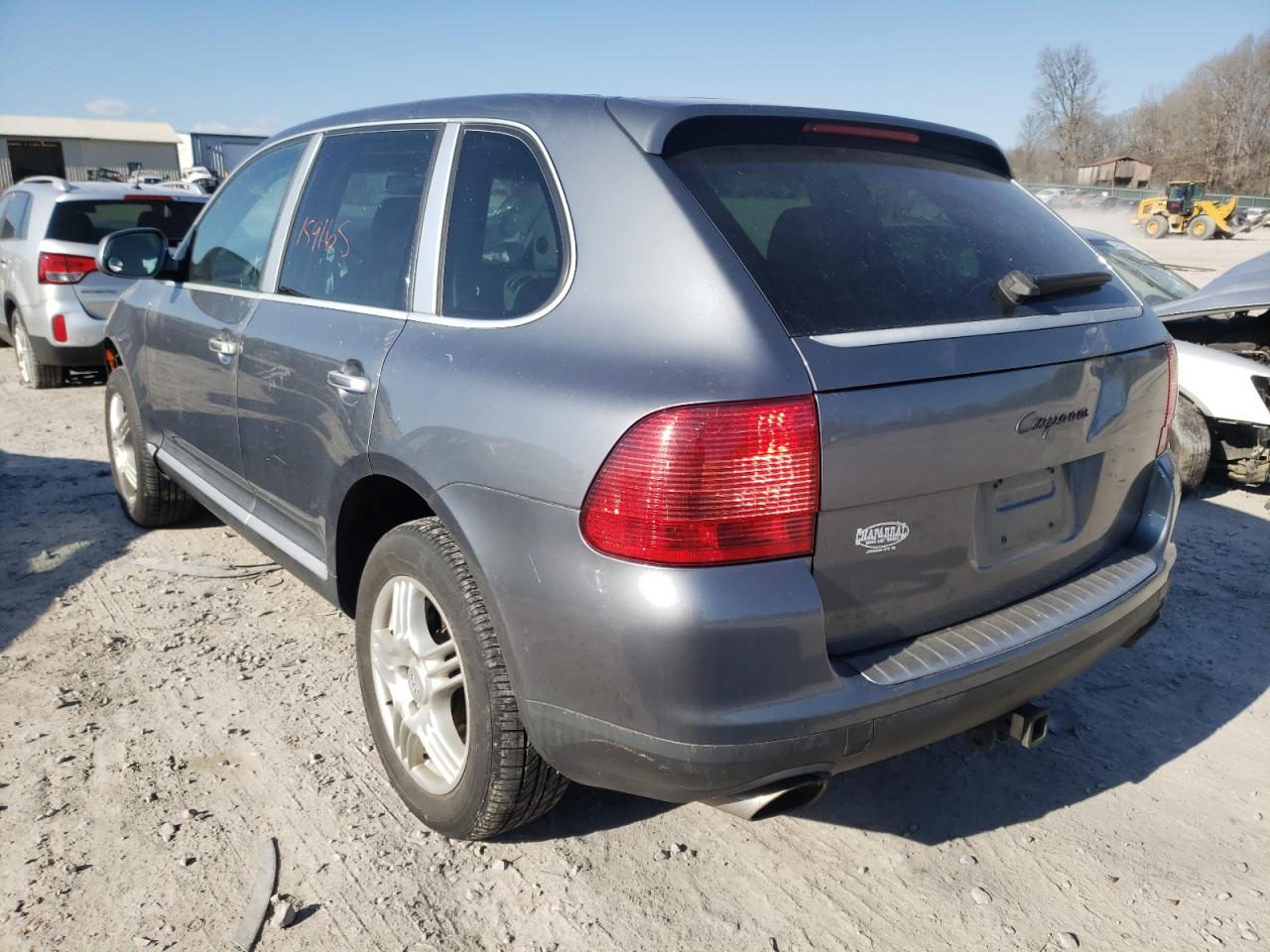 Photo 3 from auction – 2004 PORSCHE CAYENNE with VIN WP1AA29P84LA20688
