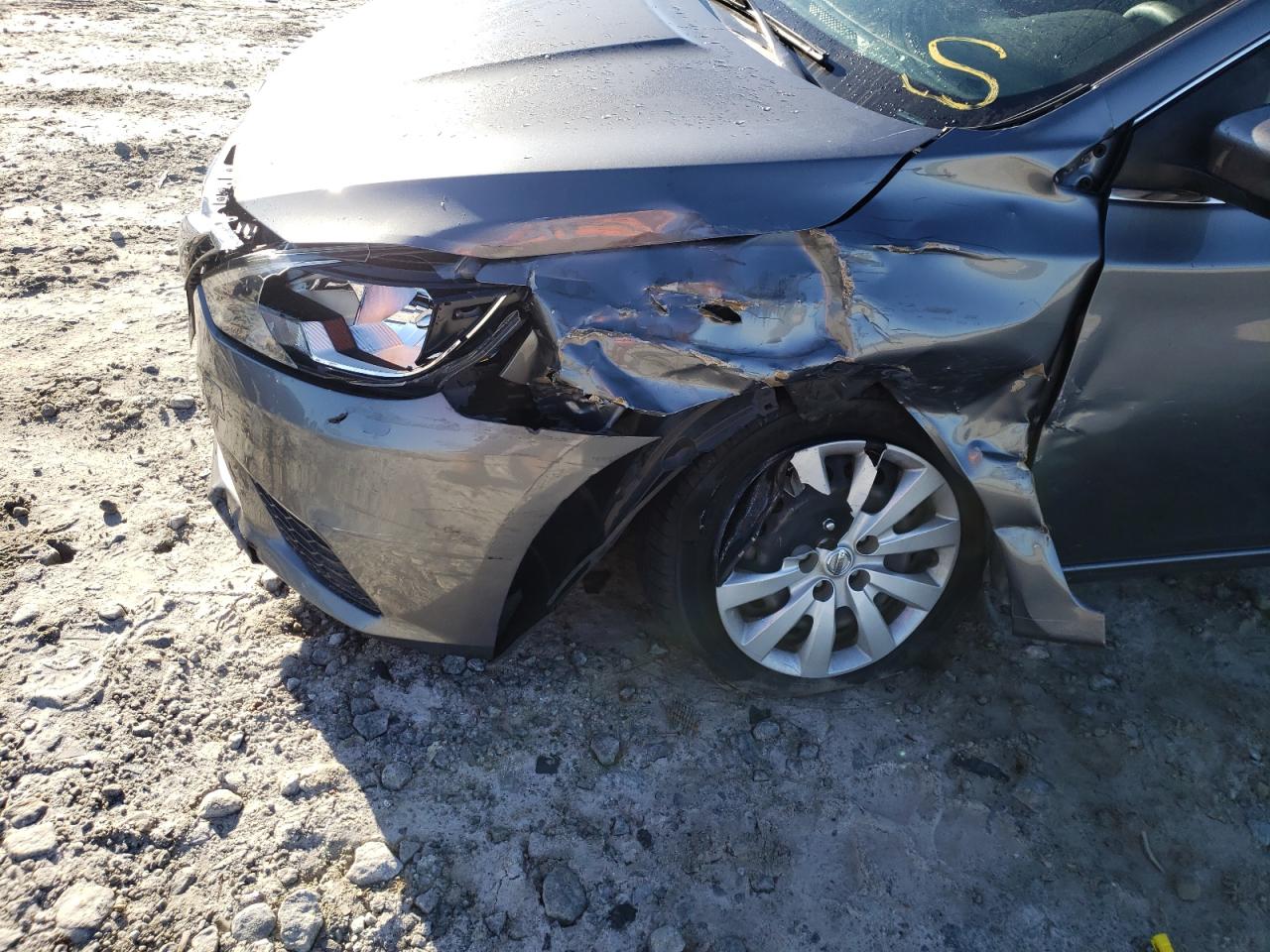 Photo 9 from auction – 2017 NISSAN SENTRA S with VIN 3N1AB7AP4HY296986