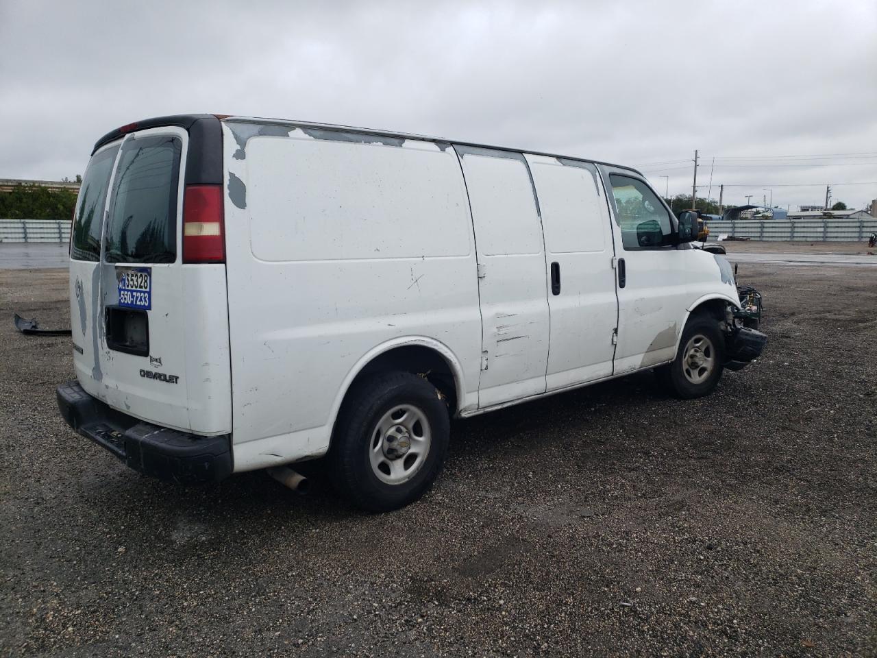 Photo 4 from auction – 2004 CHEVROLET EXPRESS G1 with VIN 1GCFG15X441155653