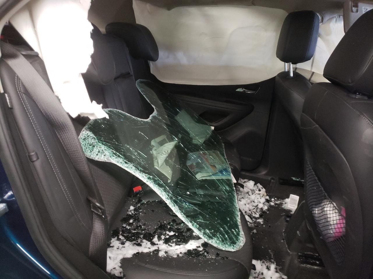 Photo 6 from auction – 2019 BUICK ENCORE PRE with VIN KL4CJASB3KB852553