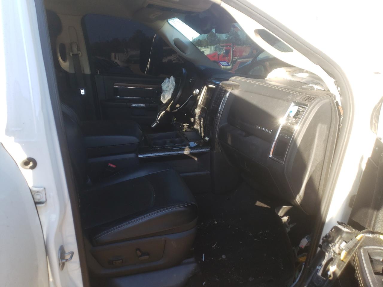 Photo 5 from auction – 2013 RAM 3500 LARAM with VIN 3C63RRML6DG608948