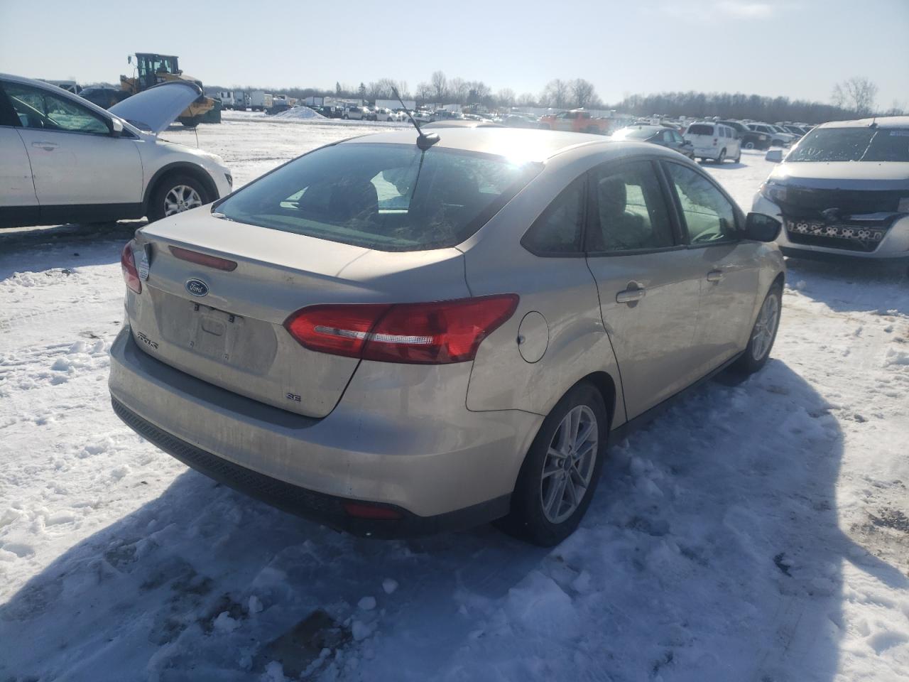 Photo 4 from auction – 2017 FORD FOCUS SE with VIN 1FADP3F24HL328304