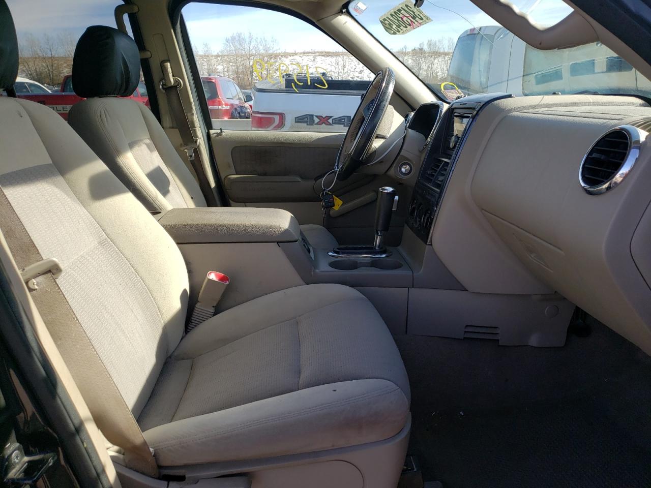 Photo 5 from auction – 2007 FORD EXPLORER X with VIN 1FMEU63E67UB41402