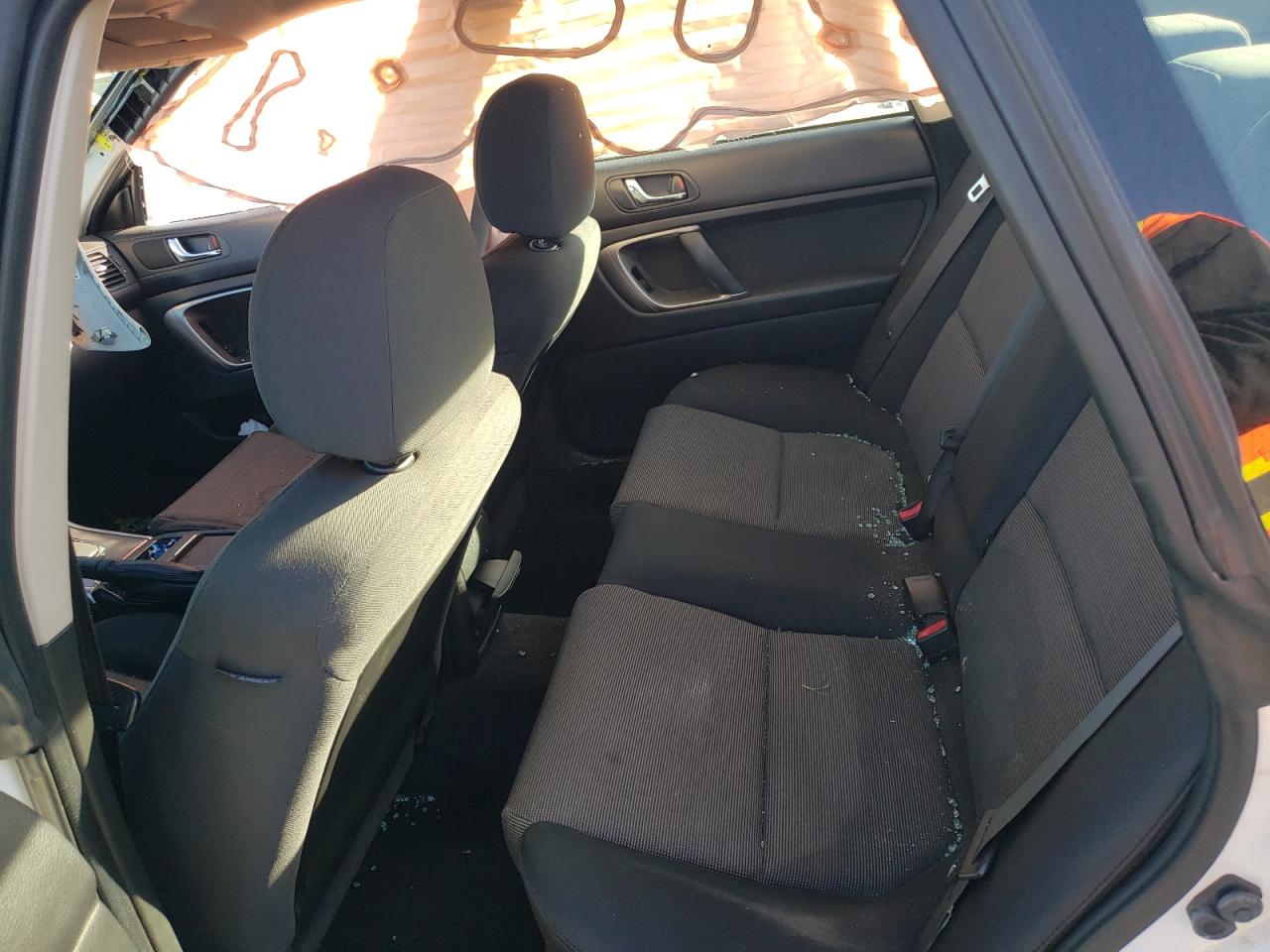 Photo 6 from auction – 2005 SUBARU LEGACY 2.5 with VIN 4S3BL616457226837
