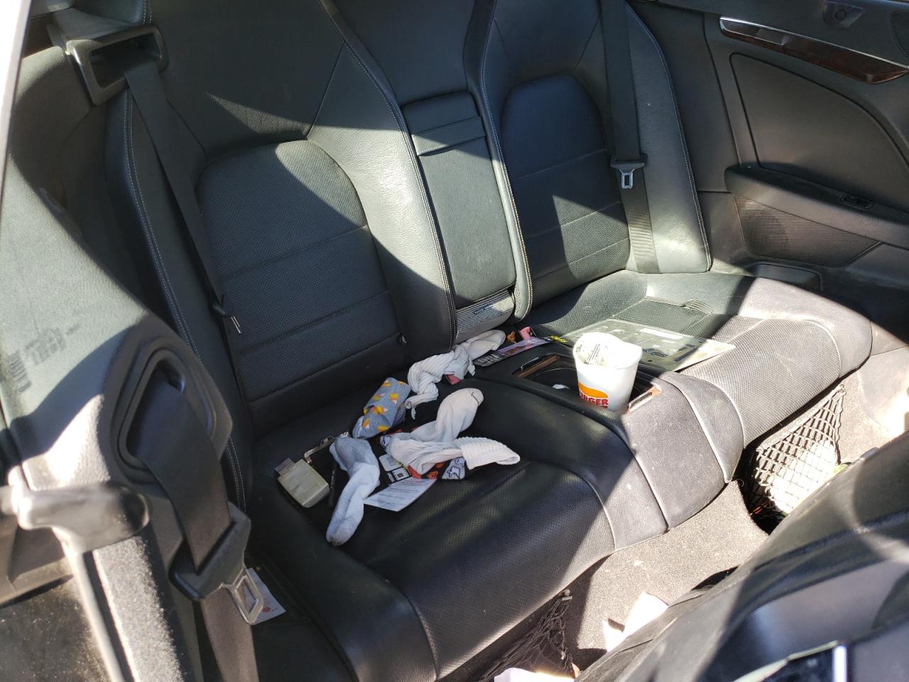 Photo 6 from auction – 2011 MERCEDES-BENZ E 550 with VIN WDDKK7CF3BF042793